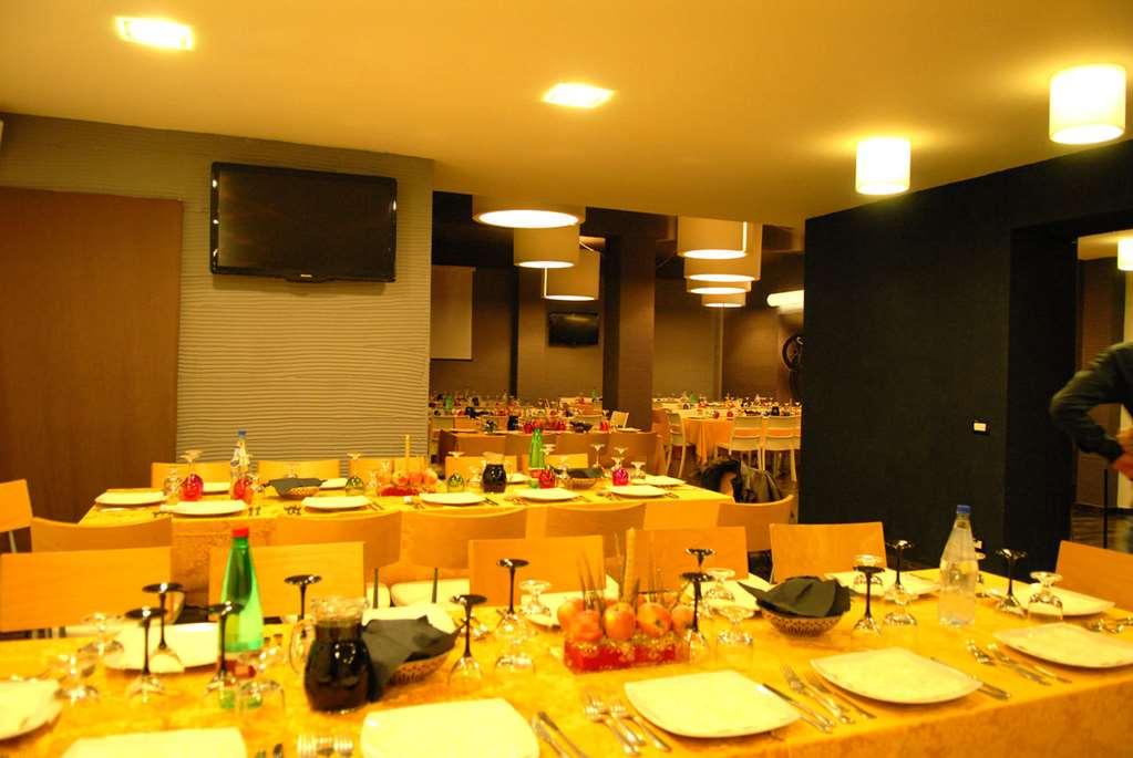 Hotel Scigliano Rossano Étterem fotó
